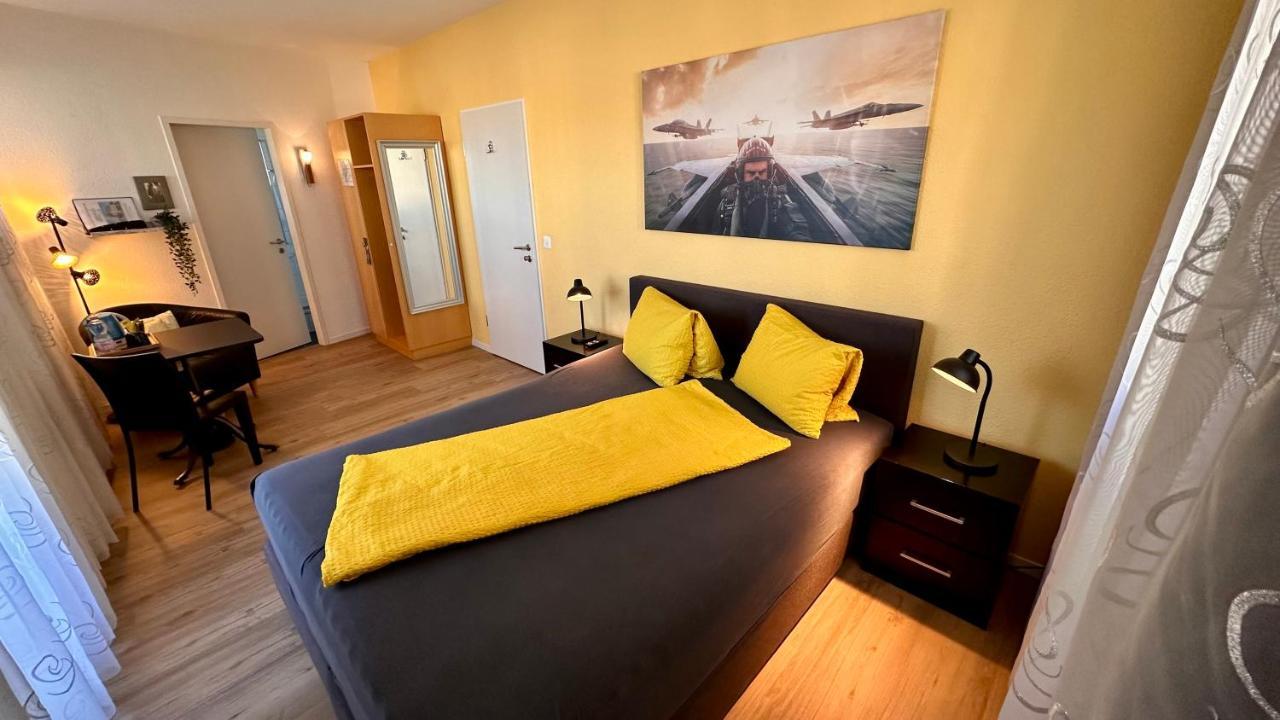 Hotel Movieworld Spiez Kültér fotó