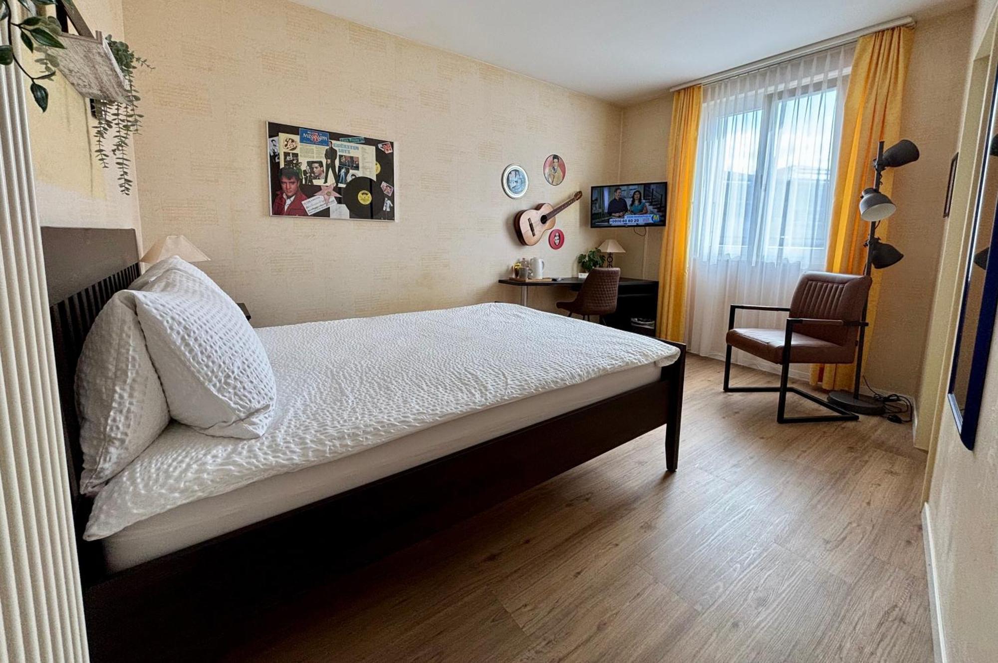 Hotel Movieworld Spiez Kültér fotó